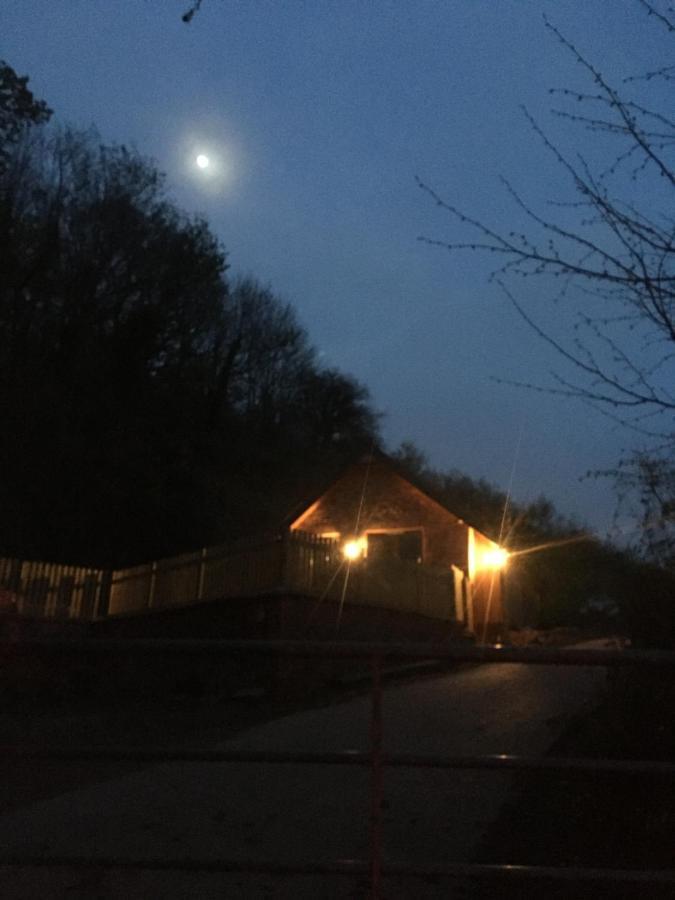 Barn In Somerset Romantic Hideaway Nettlecombe  エクステリア 写真